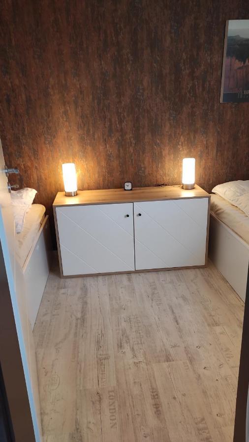 Harz Stube Apartment กอสลาร์ ภายนอก รูปภาพ